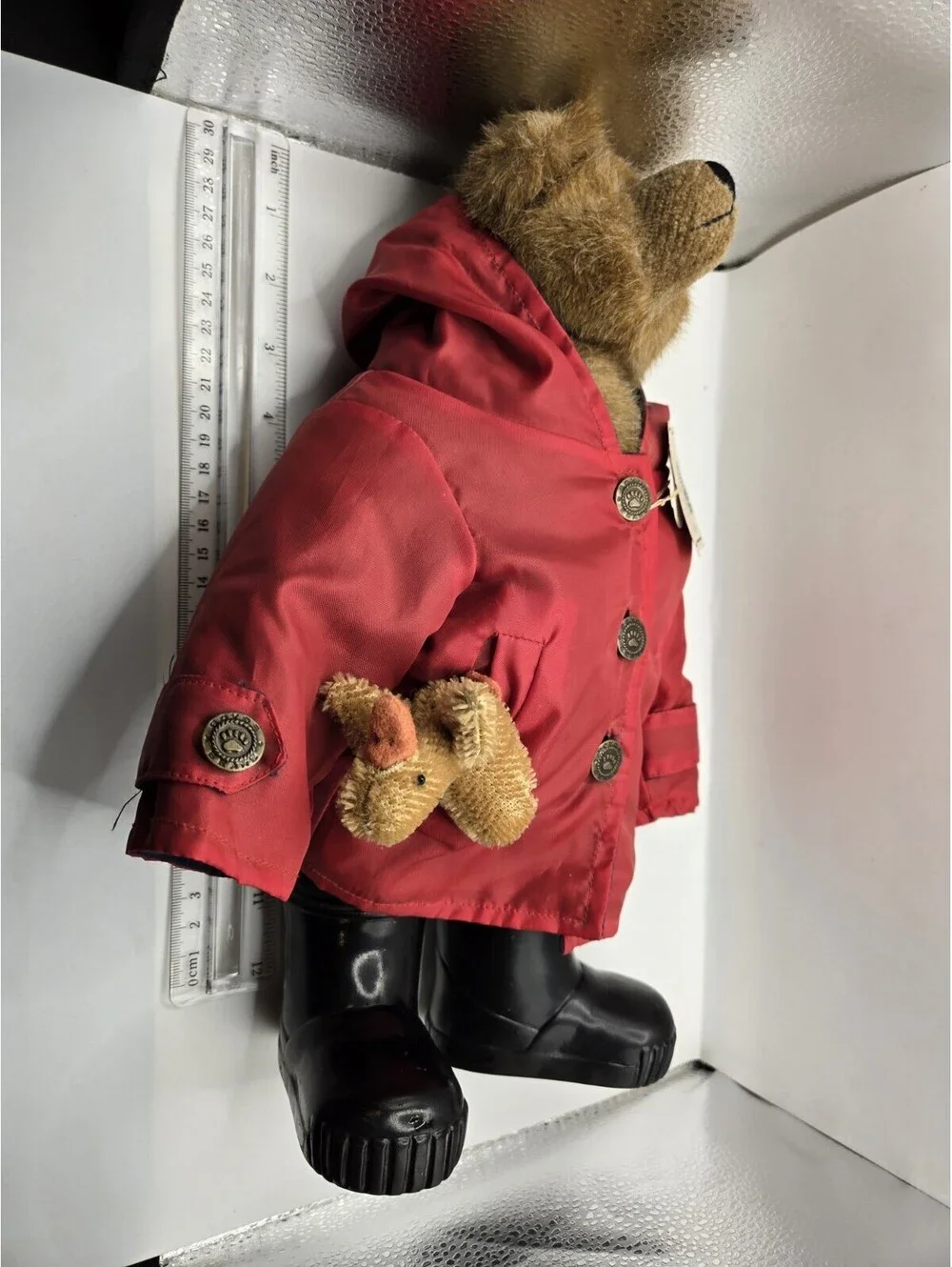 Boyds Bears has tags
